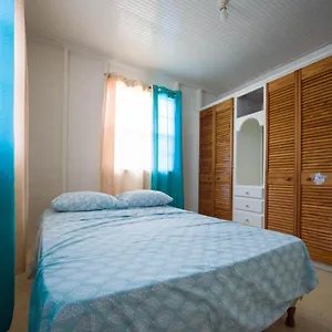  Holiday home T.cole's